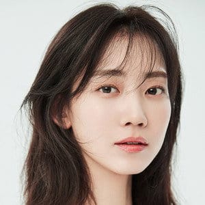 신현빈
